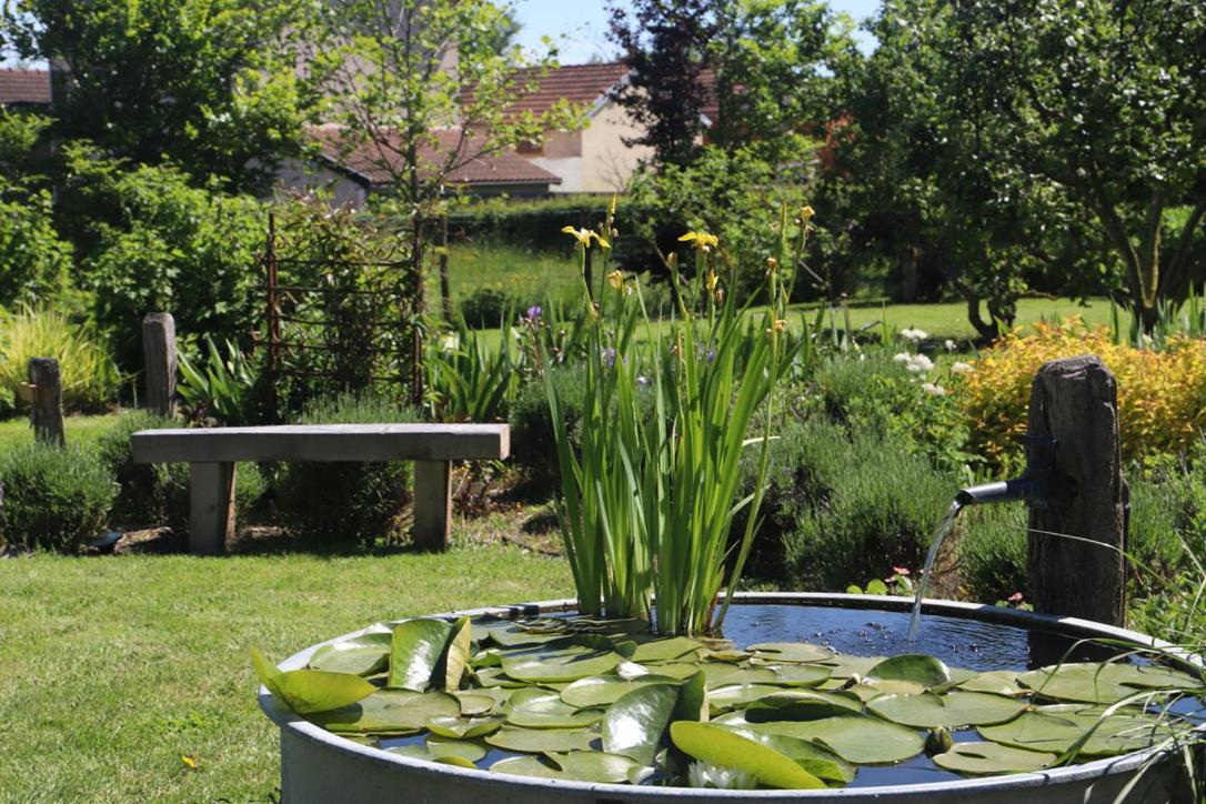 Les Jardins Des Soussilanges Bed & Breakfast Ceron Exterior photo