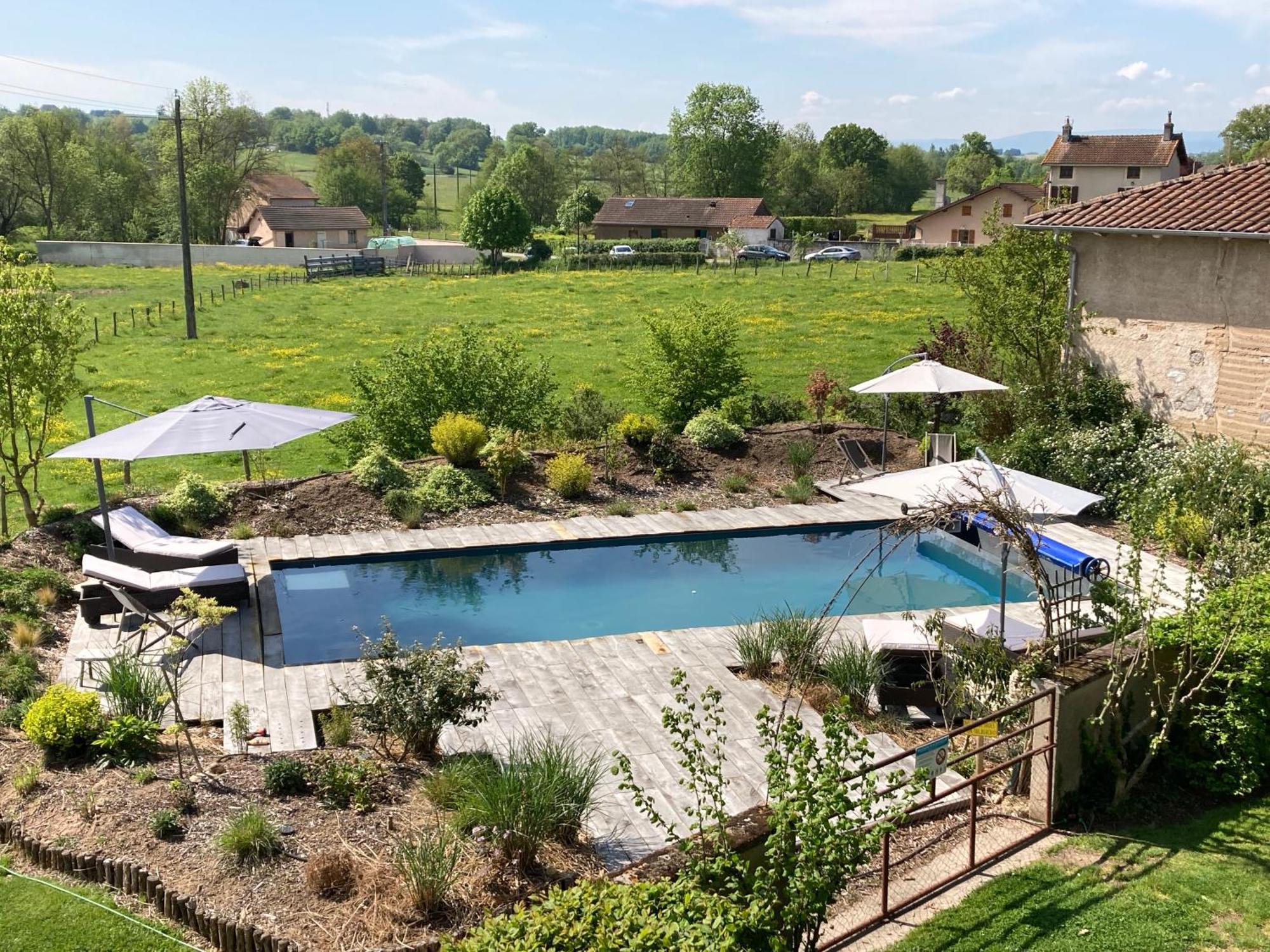 Les Jardins Des Soussilanges Bed & Breakfast Ceron Exterior photo