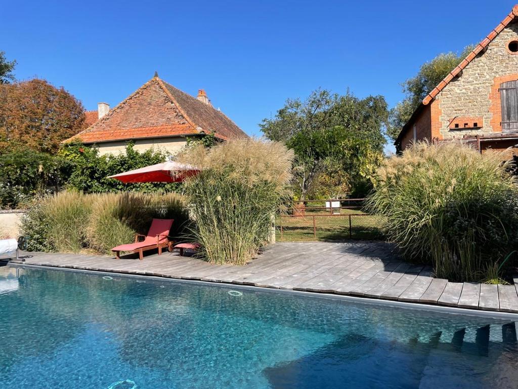 Les Jardins Des Soussilanges Bed & Breakfast Ceron Exterior photo