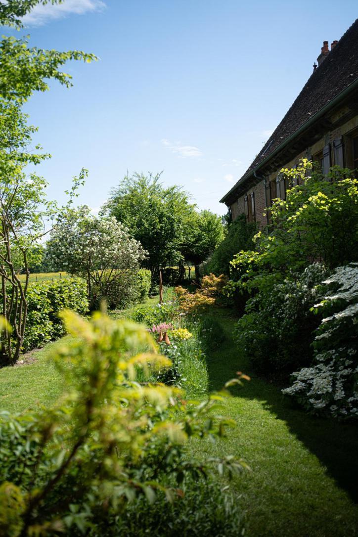 Les Jardins Des Soussilanges Bed & Breakfast Ceron Exterior photo