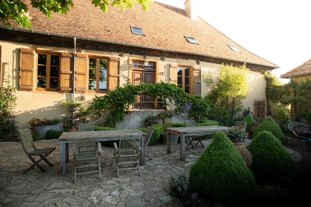 Les Jardins Des Soussilanges Bed & Breakfast Ceron Exterior photo